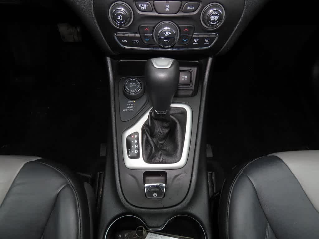 Thumbnail: 2014 Jeep Cherokee - 26