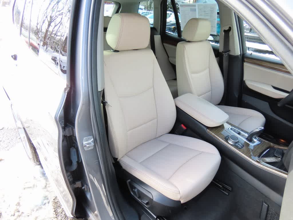 Thumbnail: 2017 BMW X3 - 16