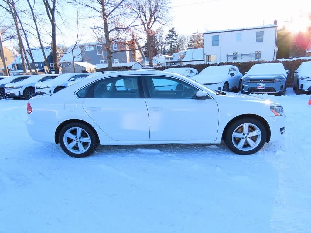 Used 2014 Volkswagen Passat 1.8T Sedan