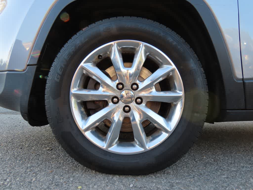 Thumbnail: 2015 Jeep Cherokee - 10