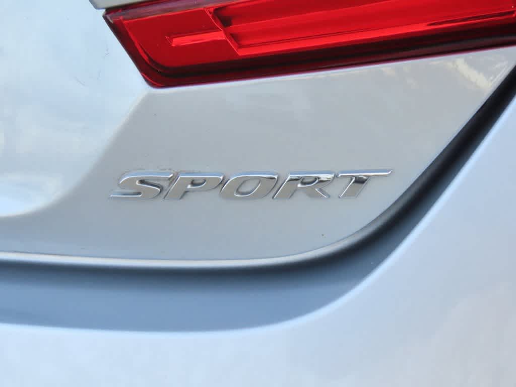 Thumbnail: 2022 Honda Accord - 8