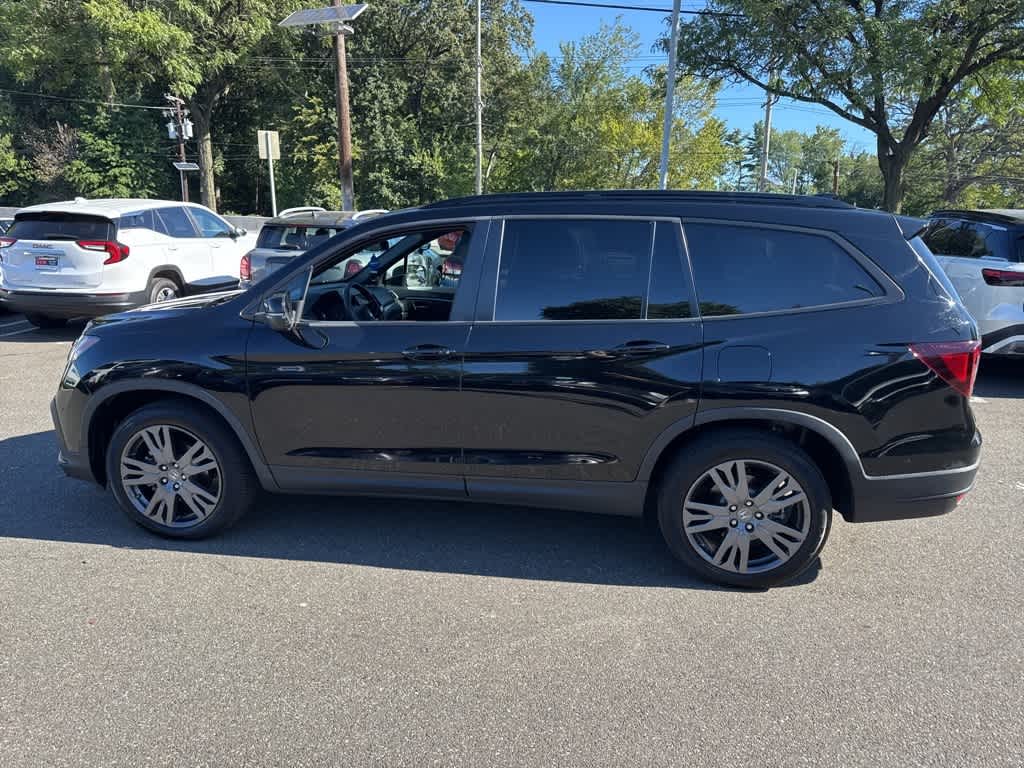 Thumbnail: 2022 Honda Pilot - 13