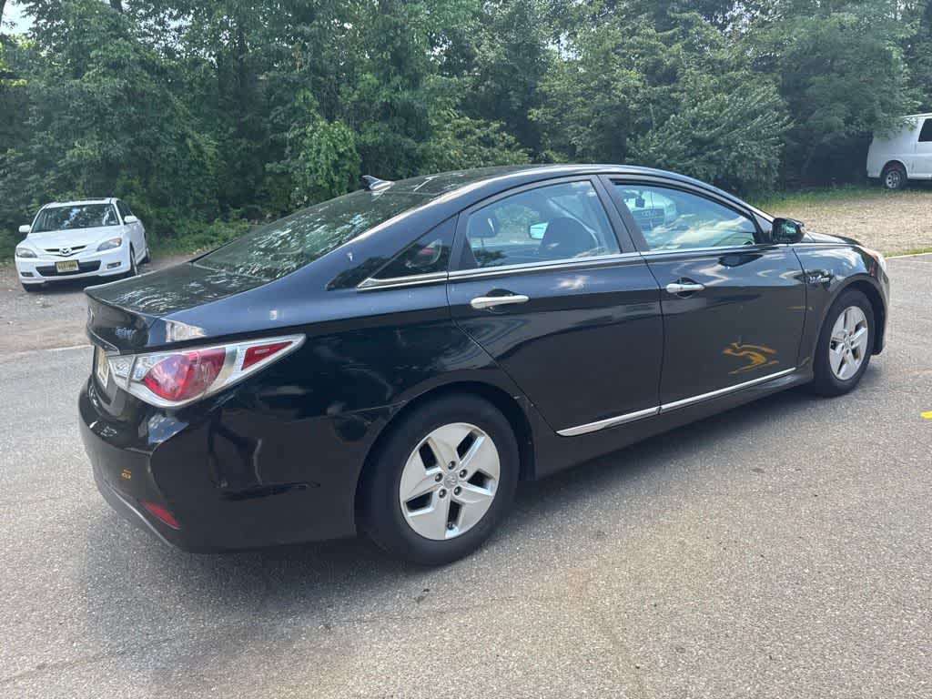 Thumbnail: 2011 Hyundai Sonata - 7