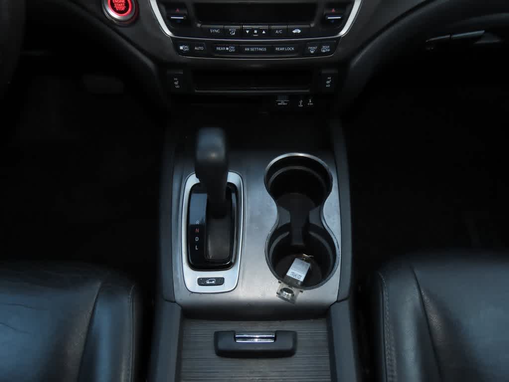 Thumbnail: 2018 Honda Pilot - 23