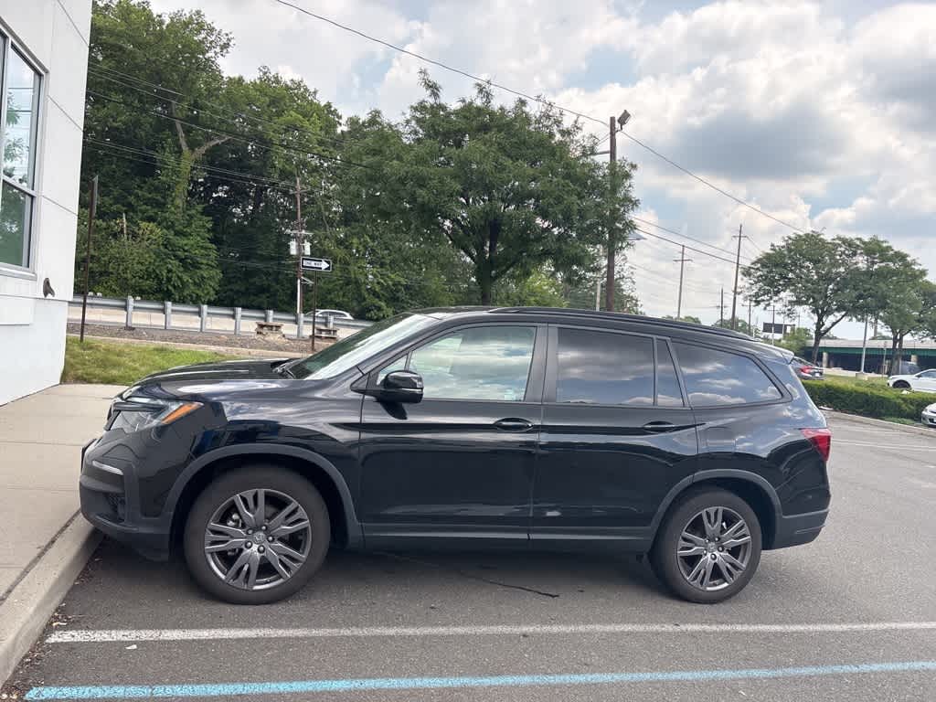 Thumbnail: 2022 Honda Pilot - 2