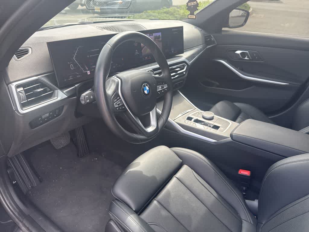 Thumbnail: 2024 BMW 3 Series - 16