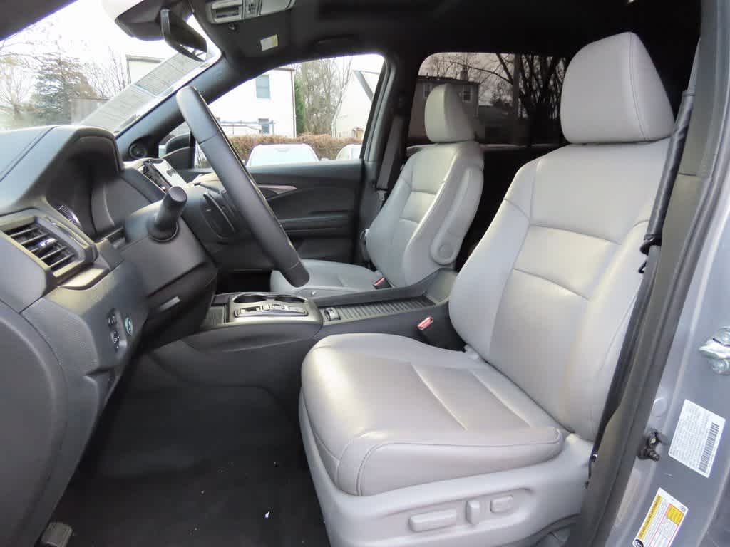 Thumbnail: 2022 Honda Passport - 11