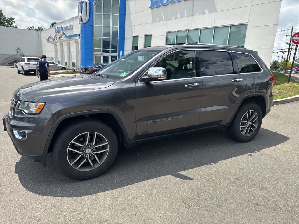 Thumbnail: 2018 Jeep Grand Cherokee - 4