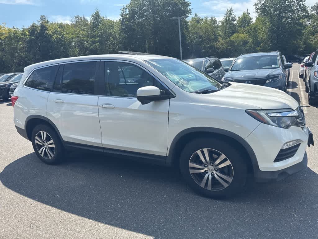 Thumbnail: 2016 Honda Pilot - 14