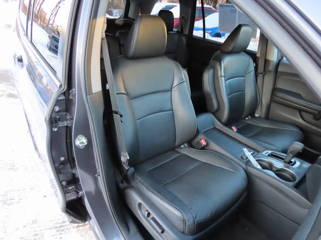 Thumbnail: 2020 Honda Pilot - 19