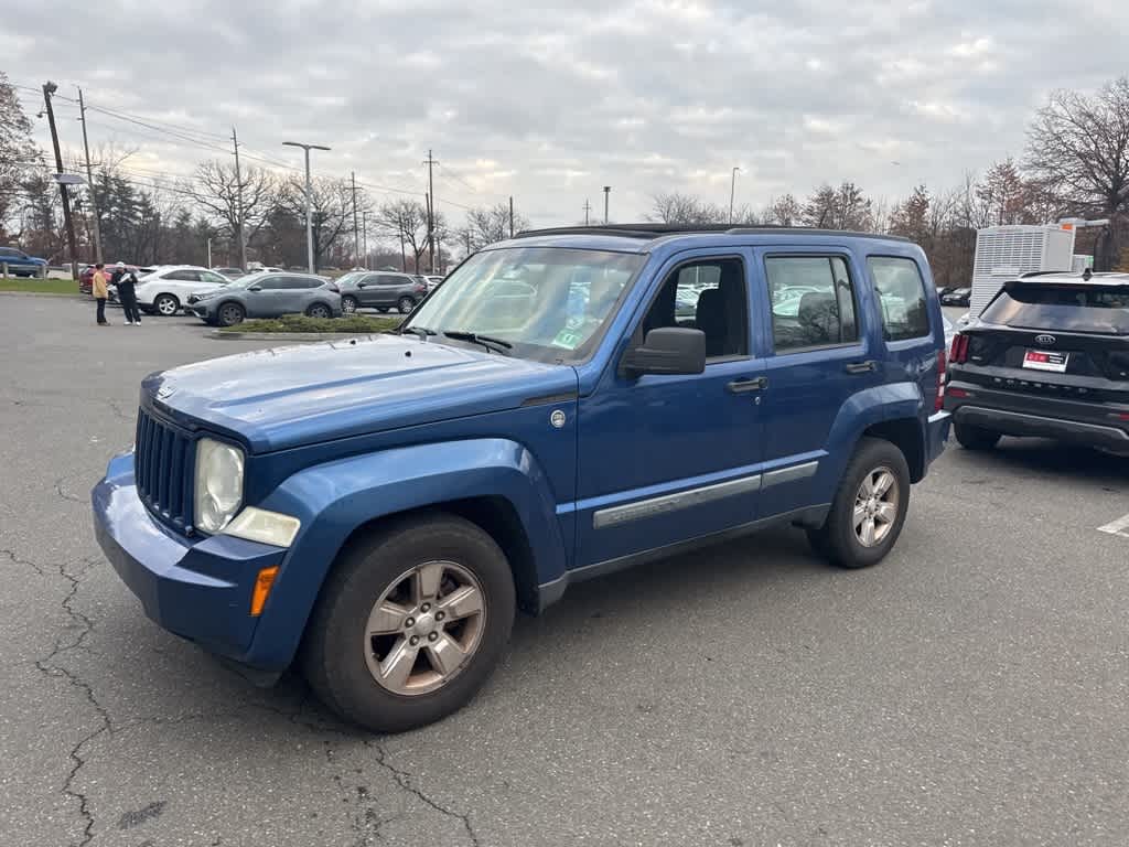 Thumbnail: 2009 Jeep Liberty - 4
