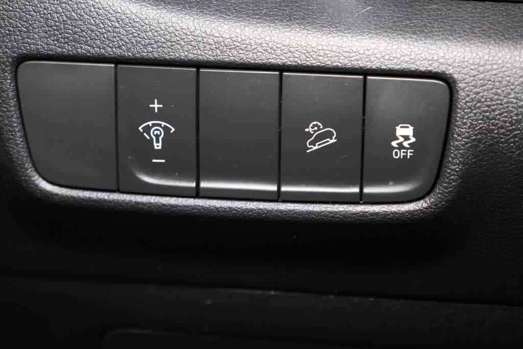 Thumbnail: 2023 Hyundai Kona - 18