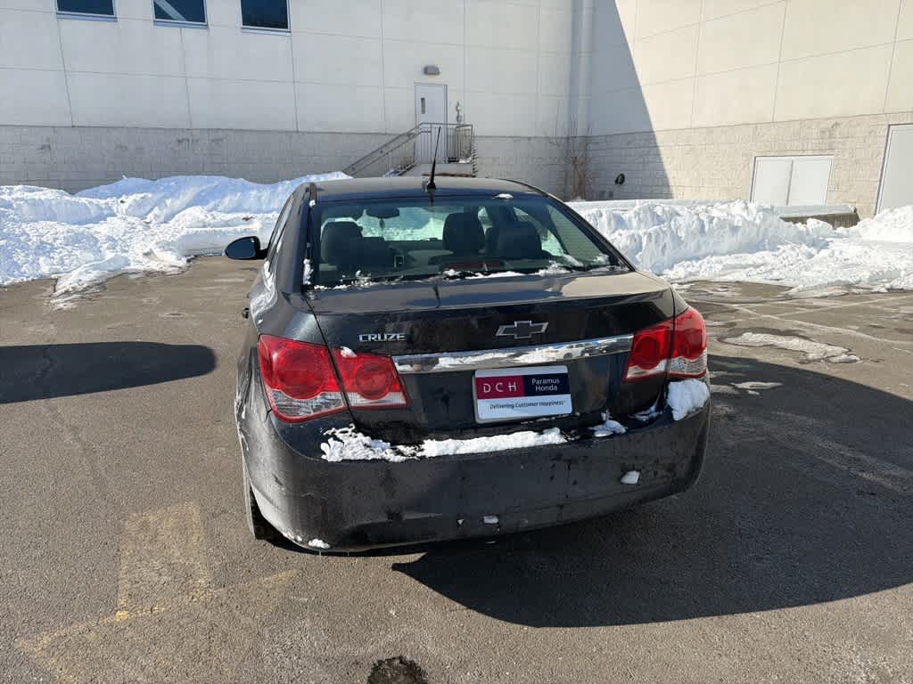 Thumbnail: 2012 Chevrolet Cruze - 9