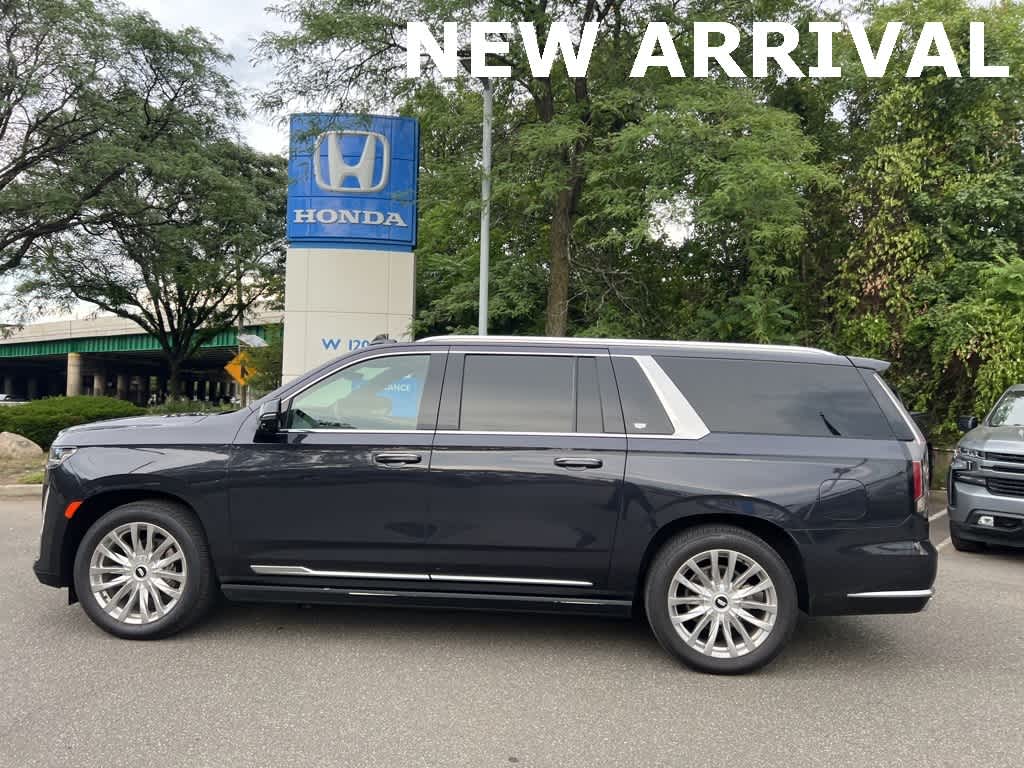 Thumbnail: 2023 Cadillac Escalade - 9