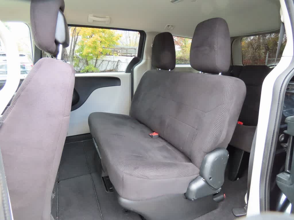 Thumbnail: 2013 Dodge Grand Caravan - 13