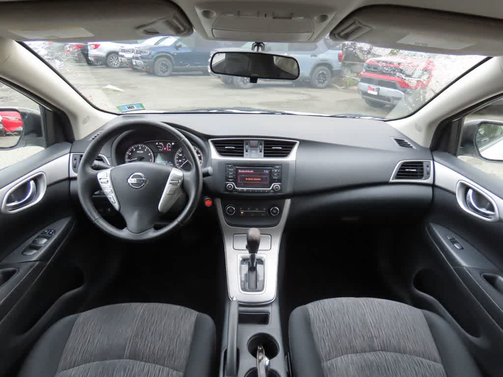 Thumbnail: 2015 Nissan Sentra - 15