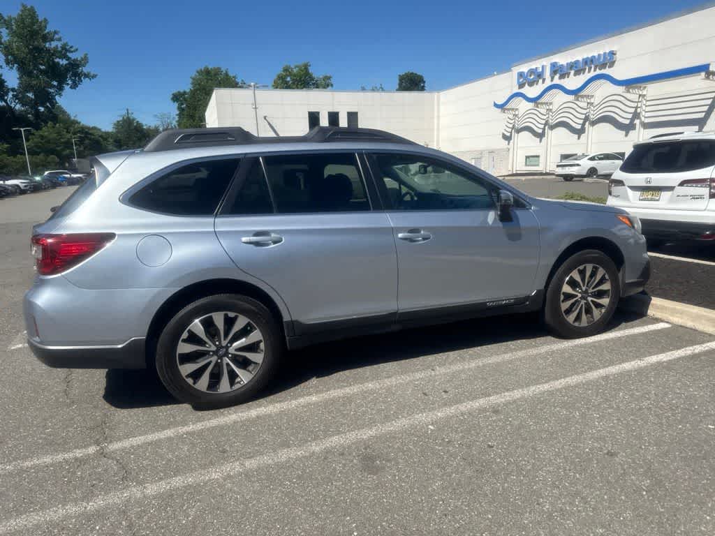 Thumbnail: 2016 Subaru Outback - 18