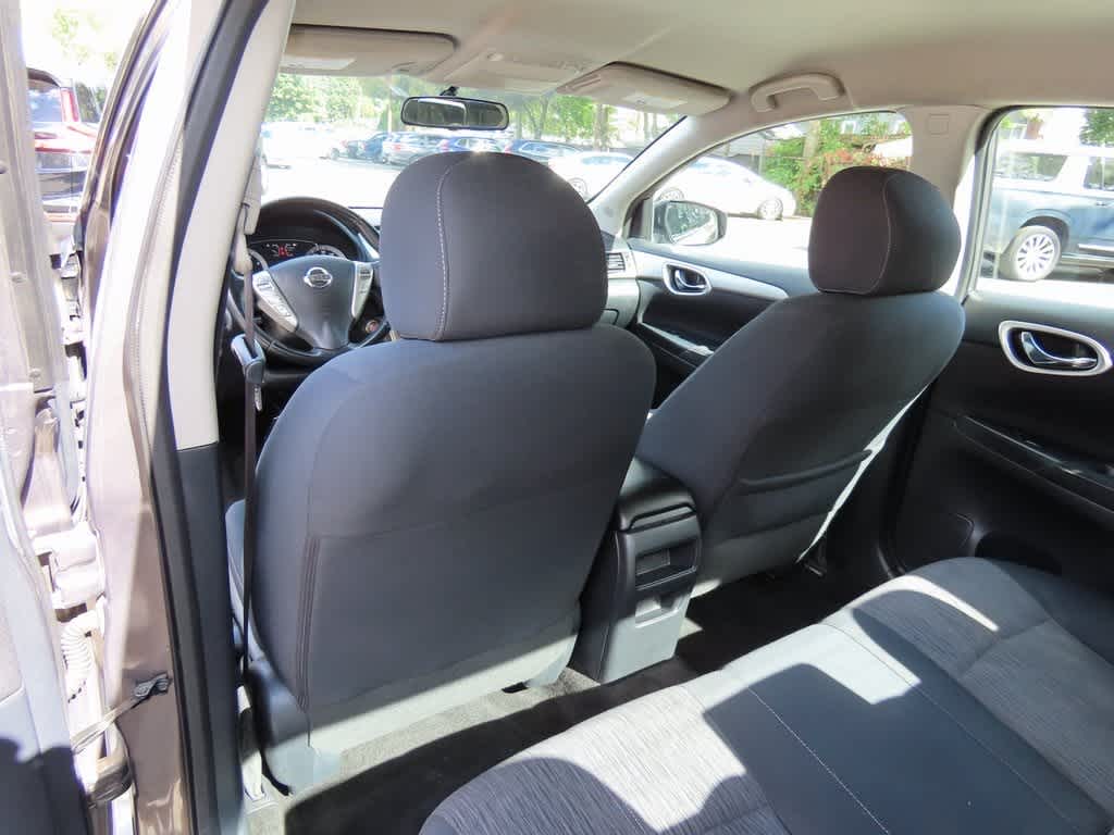 Thumbnail: 2015 Nissan Sentra - 14