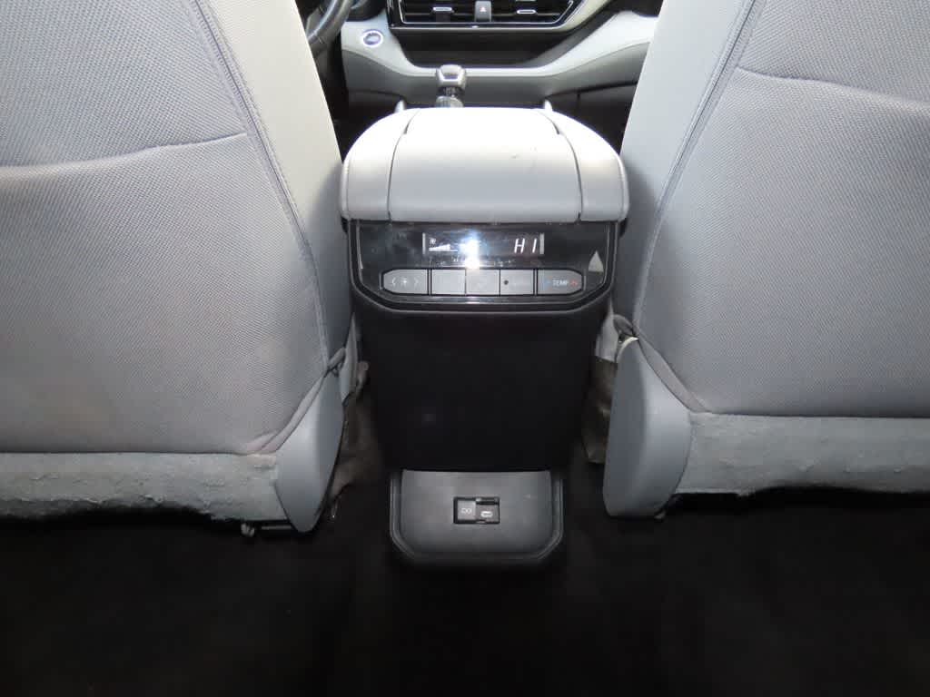 Thumbnail: 2023 Toyota Highlander - 22