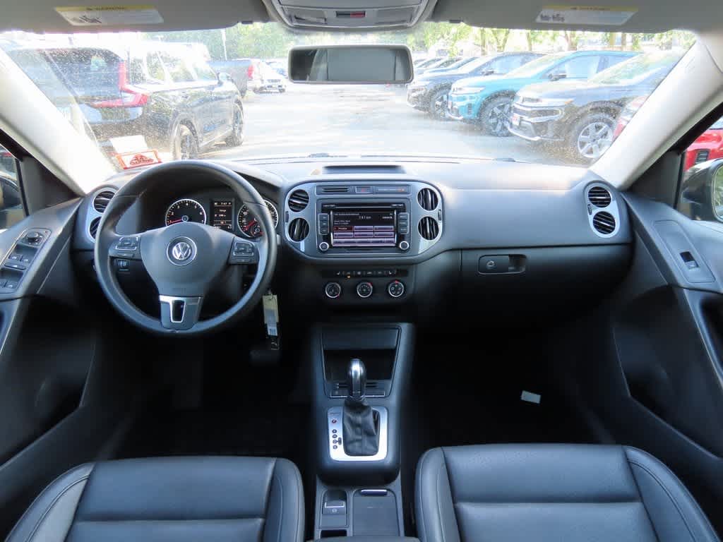 Thumbnail: 2015 Volkswagen Tiguan - 17