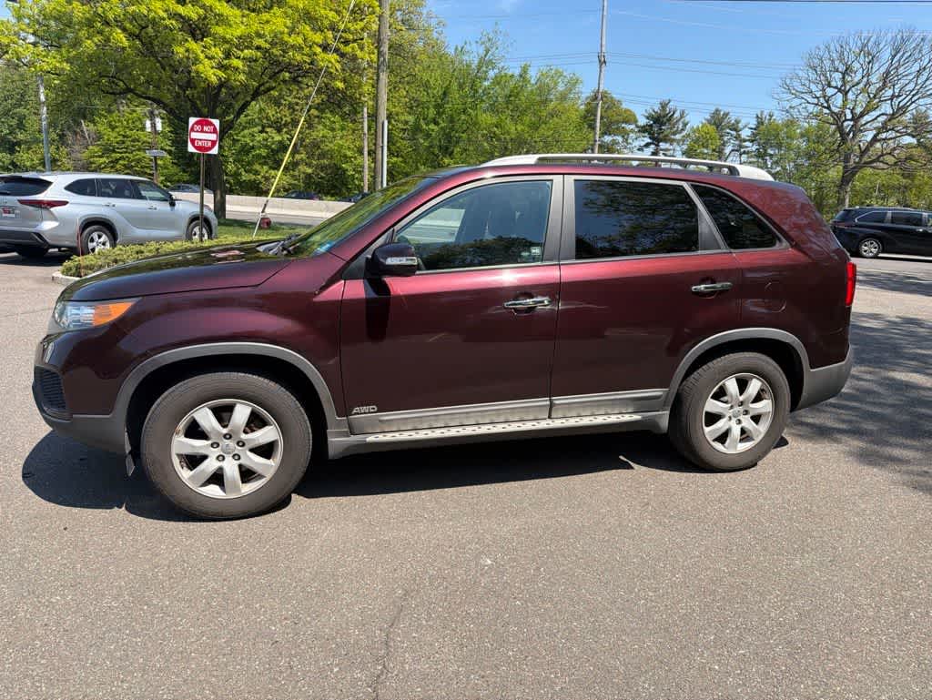 Thumbnail: 2013 Kia Sorento - 4