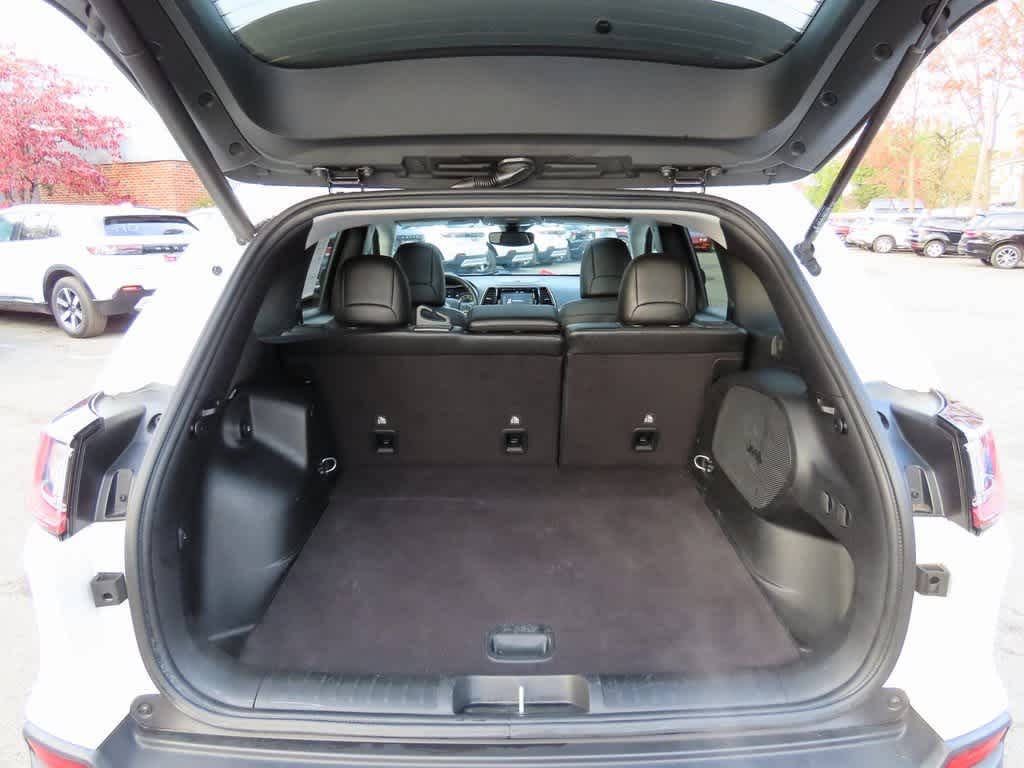 Thumbnail: 2021 Jeep Cherokee - 13