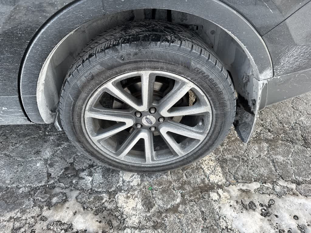 Thumbnail: 2015 Ford Explorer - 34