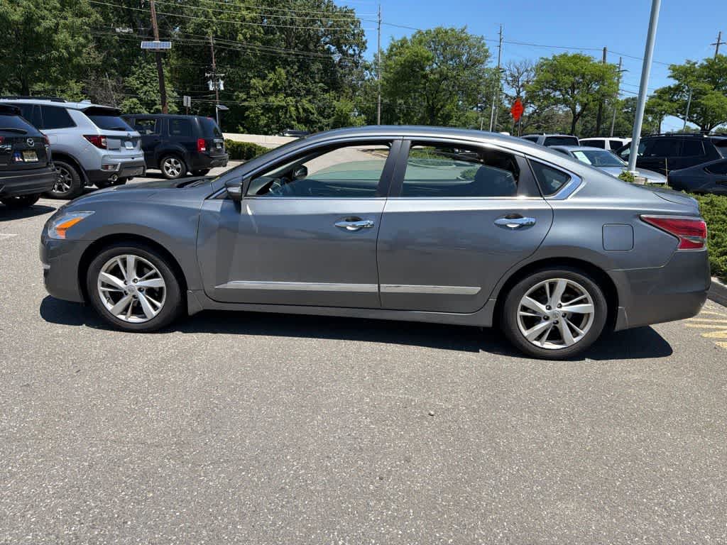 Thumbnail: 2015 Nissan Altima - 5