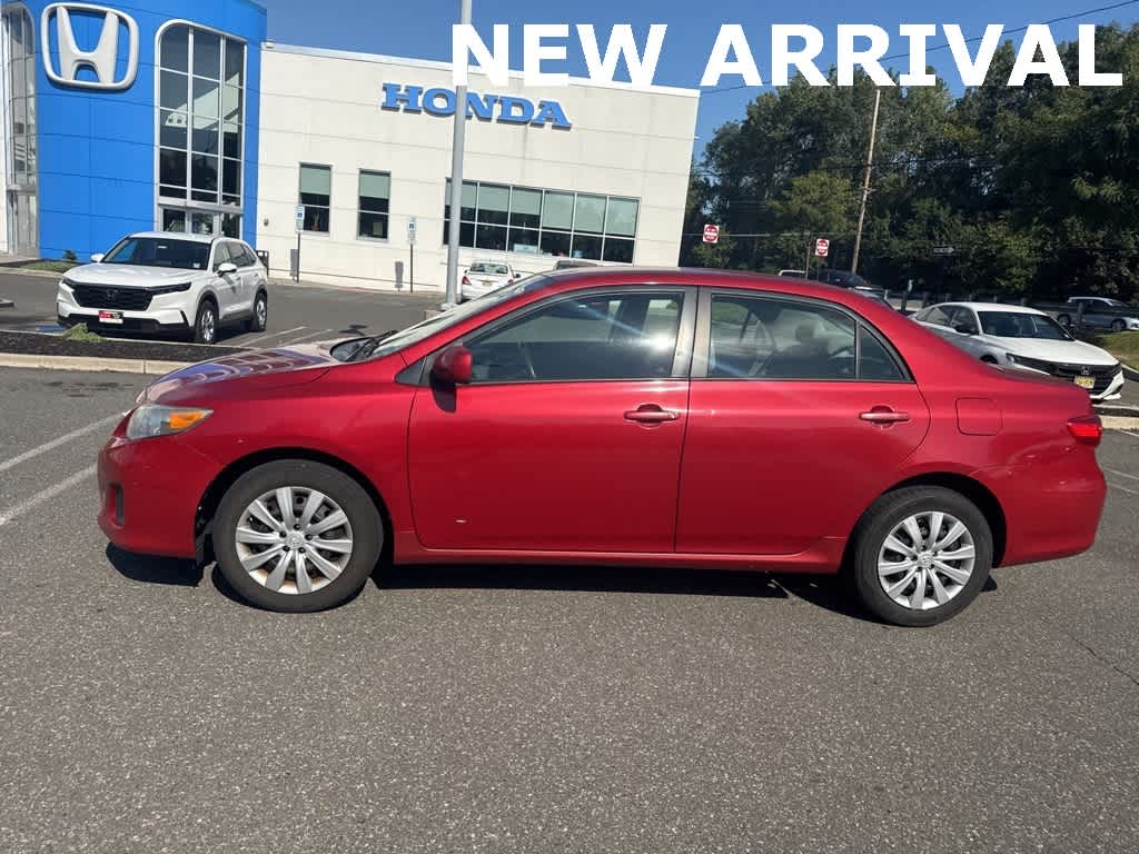 Thumbnail: 2012 Toyota Corolla - 4
