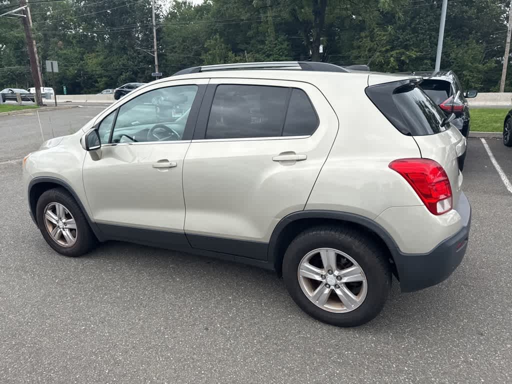 Thumbnail: 2016 Chevrolet Trax - 6