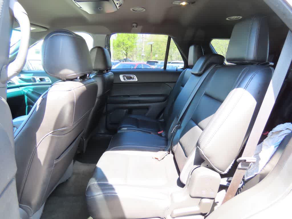 Thumbnail: 2013 Ford Explorer - 13