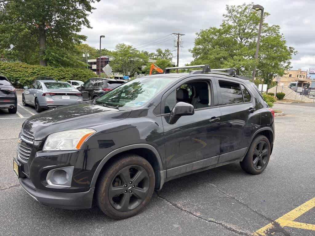 Thumbnail: 2016 Chevrolet Trax - 2