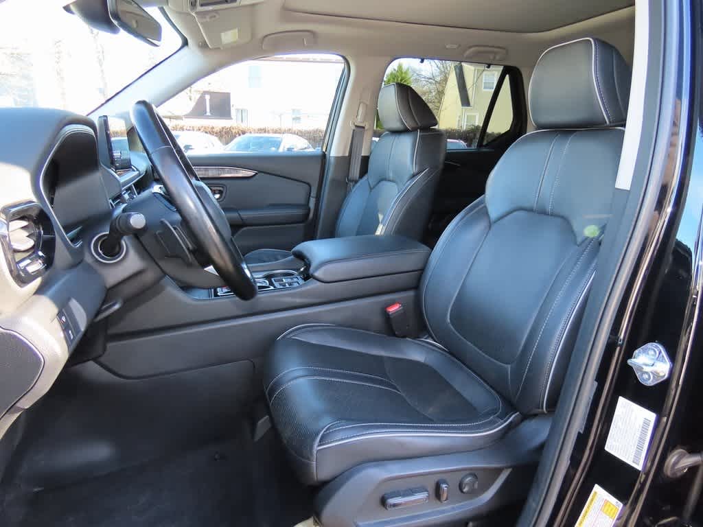 Thumbnail: 2023 Honda Pilot - 14