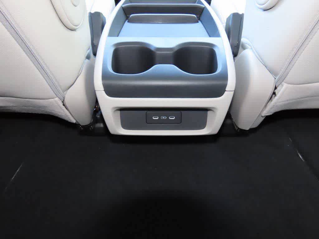 Thumbnail: 2026 Honda Odyssey - 24