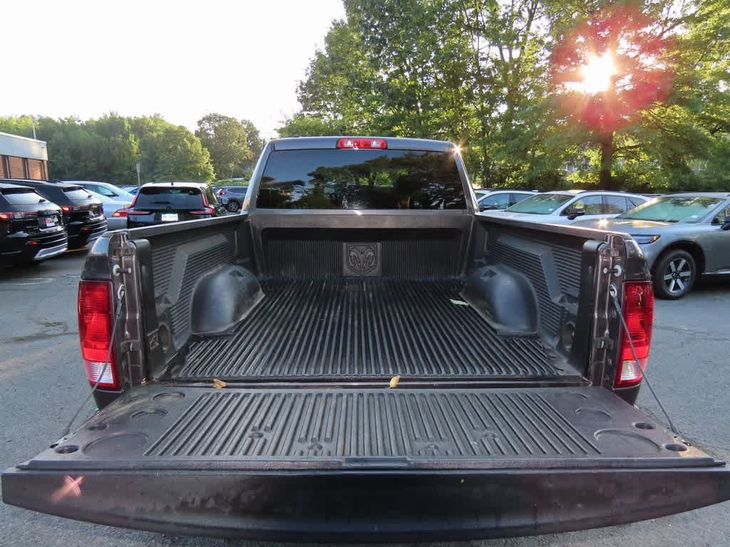 Thumbnail: 2019 RAM 1500 Classic - 12
