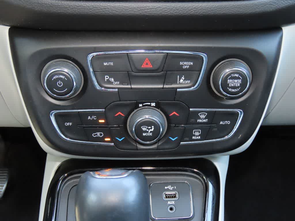 Thumbnail: 2021 Jeep Compass - 25