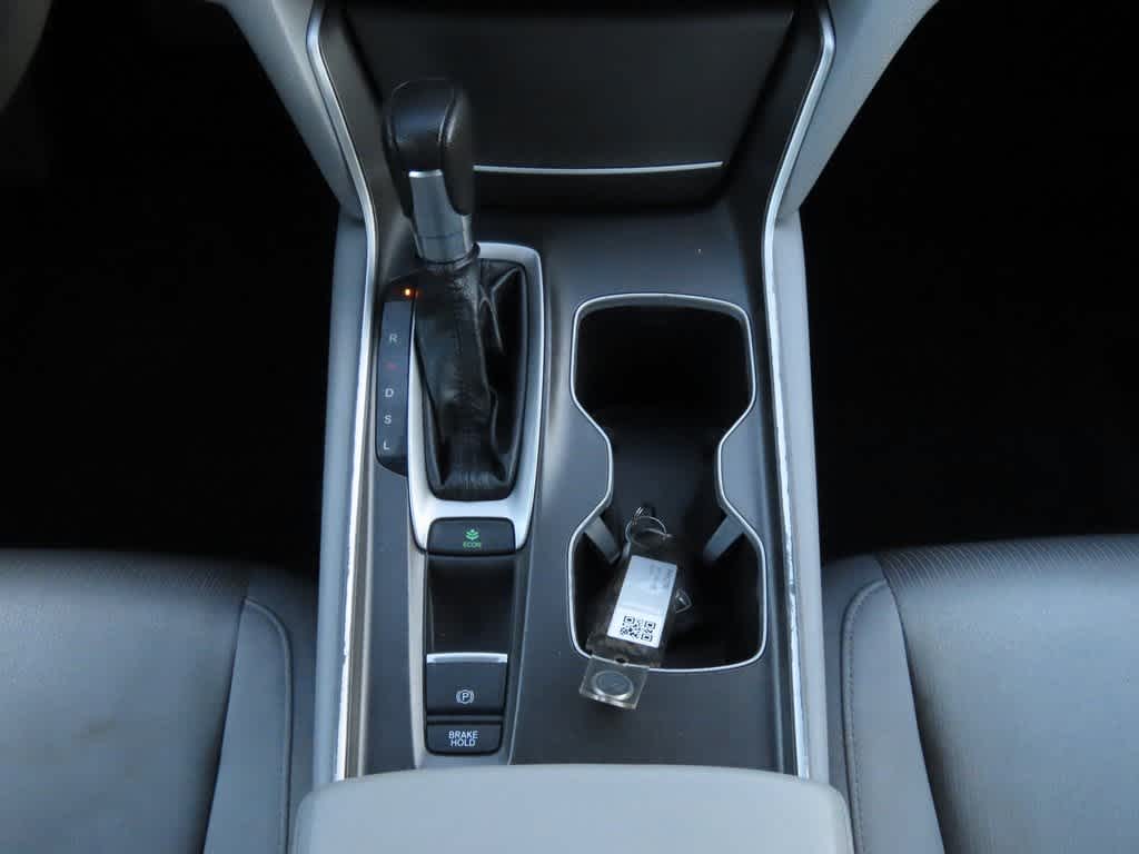 Thumbnail: 2019 Honda Accord - 21