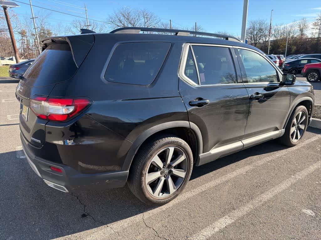 Thumbnail: 2023 Honda Pilot - 9