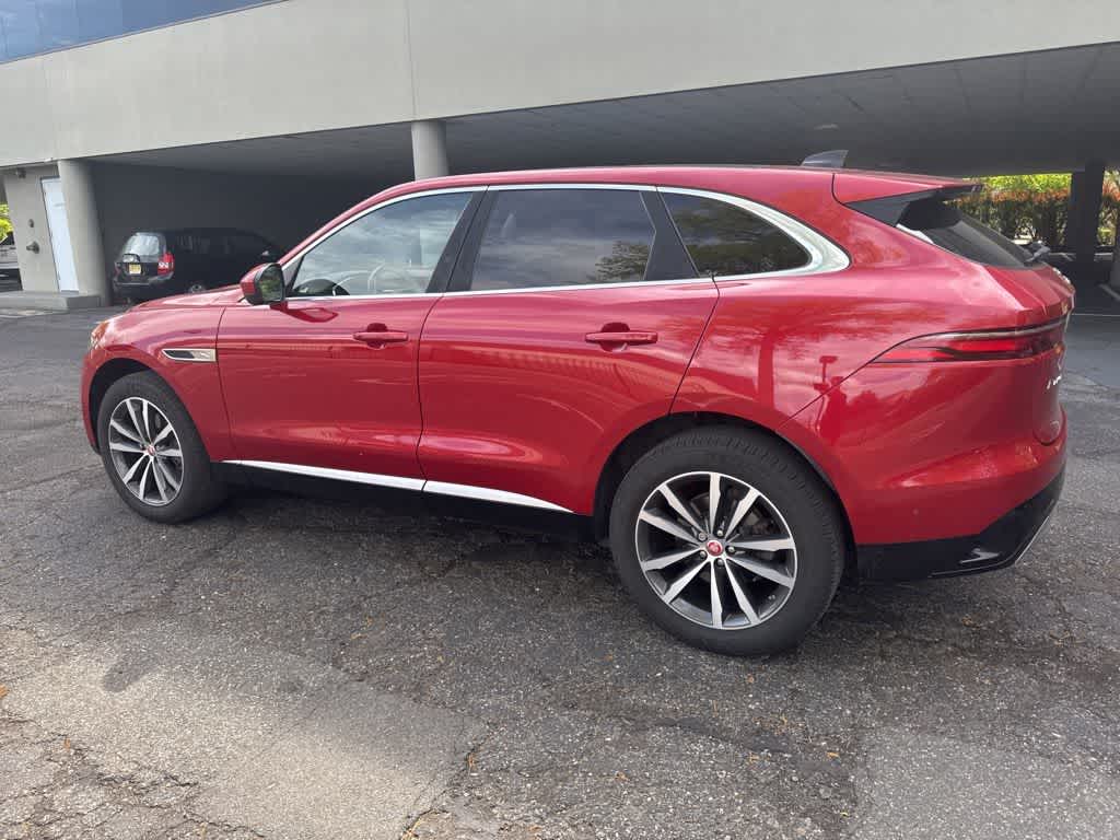 Thumbnail: 2021 Jaguar F-Pace - 21