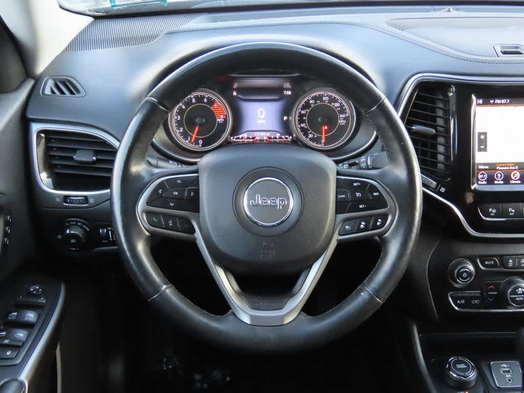 Thumbnail: 2019 Jeep Cherokee - 20