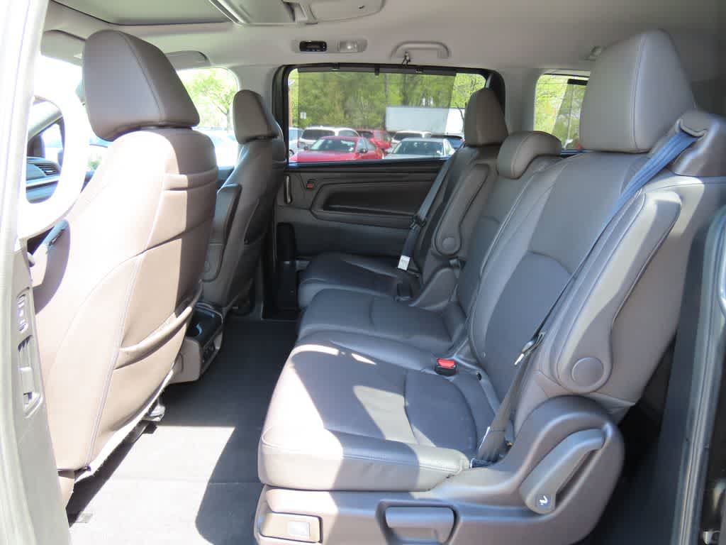 Thumbnail: 2018 Honda Odyssey - 15