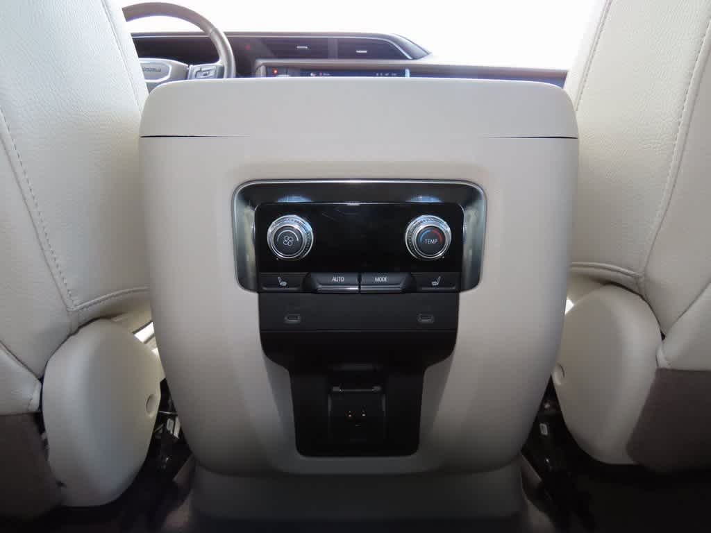 Thumbnail: 2022 GMC Yukon XL - 26