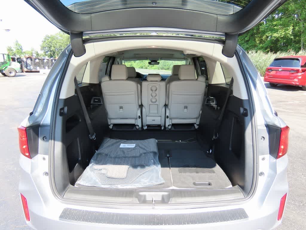 Thumbnail: 2026 Honda Odyssey - 10