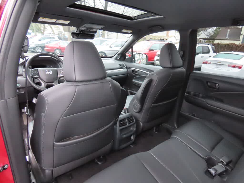 Thumbnail: 2023 Honda Passport - 14