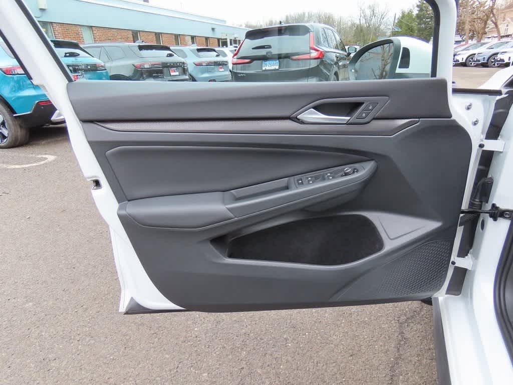 Thumbnail: 2024 Volkswagen Golf - 14