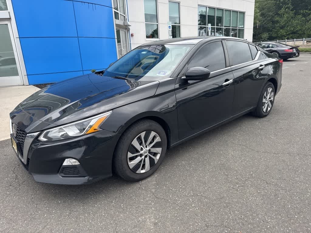 Thumbnail: 2020 Nissan Altima - 2