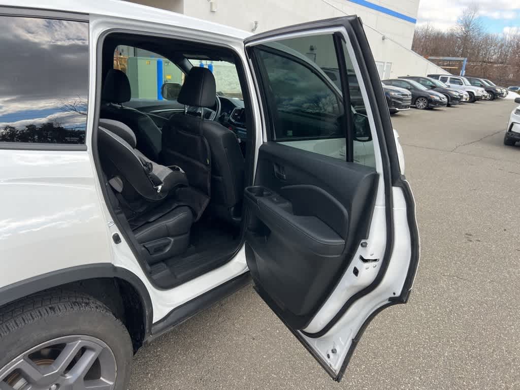 Thumbnail: 2023 Honda Passport - 9