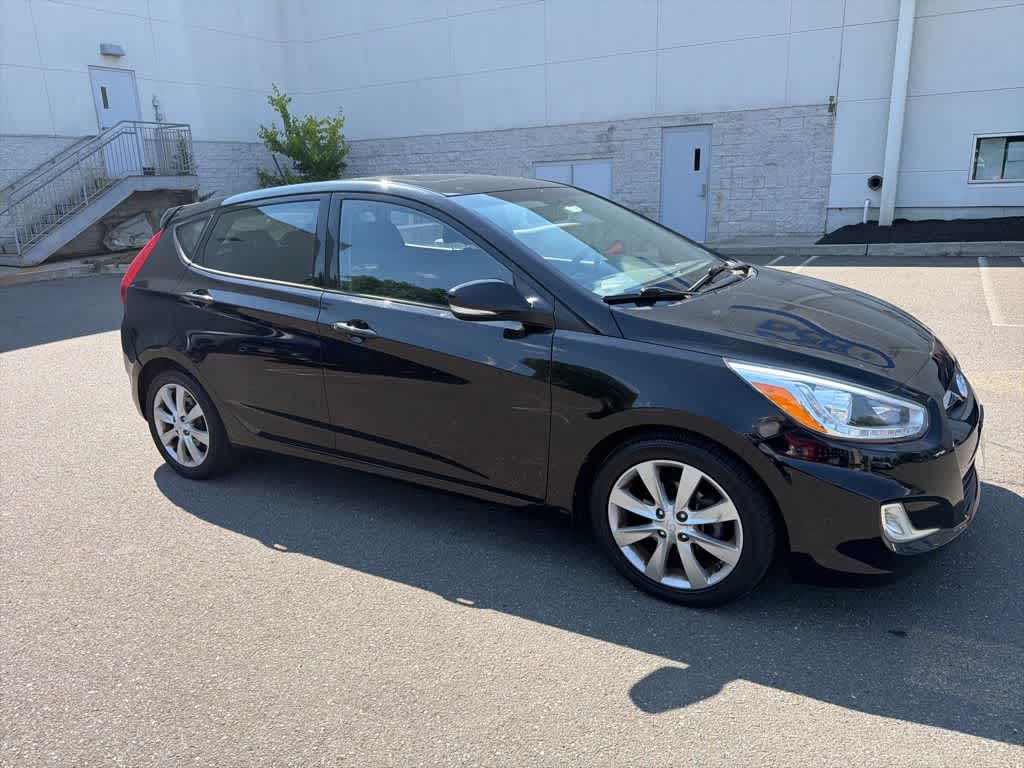 Thumbnail: 2014 Hyundai Accent - 19