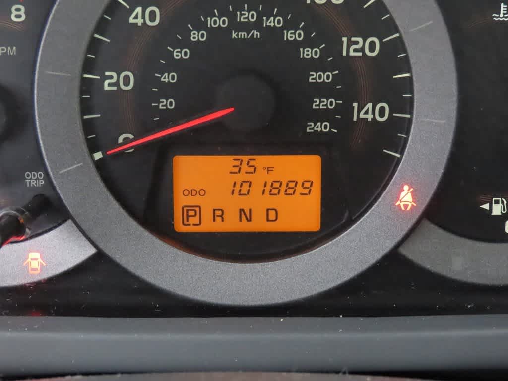 Thumbnail: 2011 Toyota RAV4 - 26