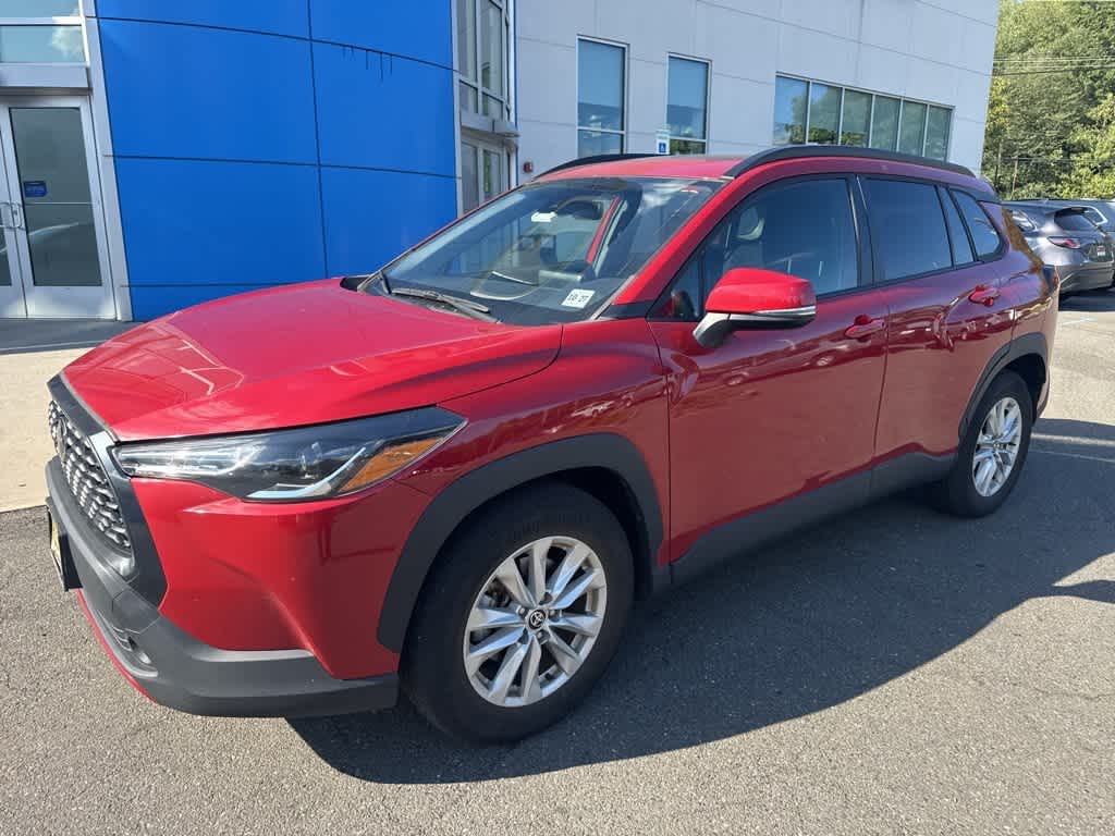 Thumbnail: 2022 Toyota Corolla Cross - 3